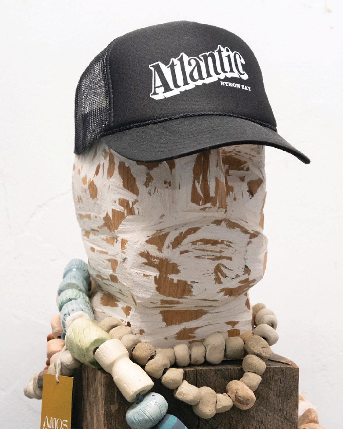 ATLANTIC RETRO TRUCKER HAT - BLACK