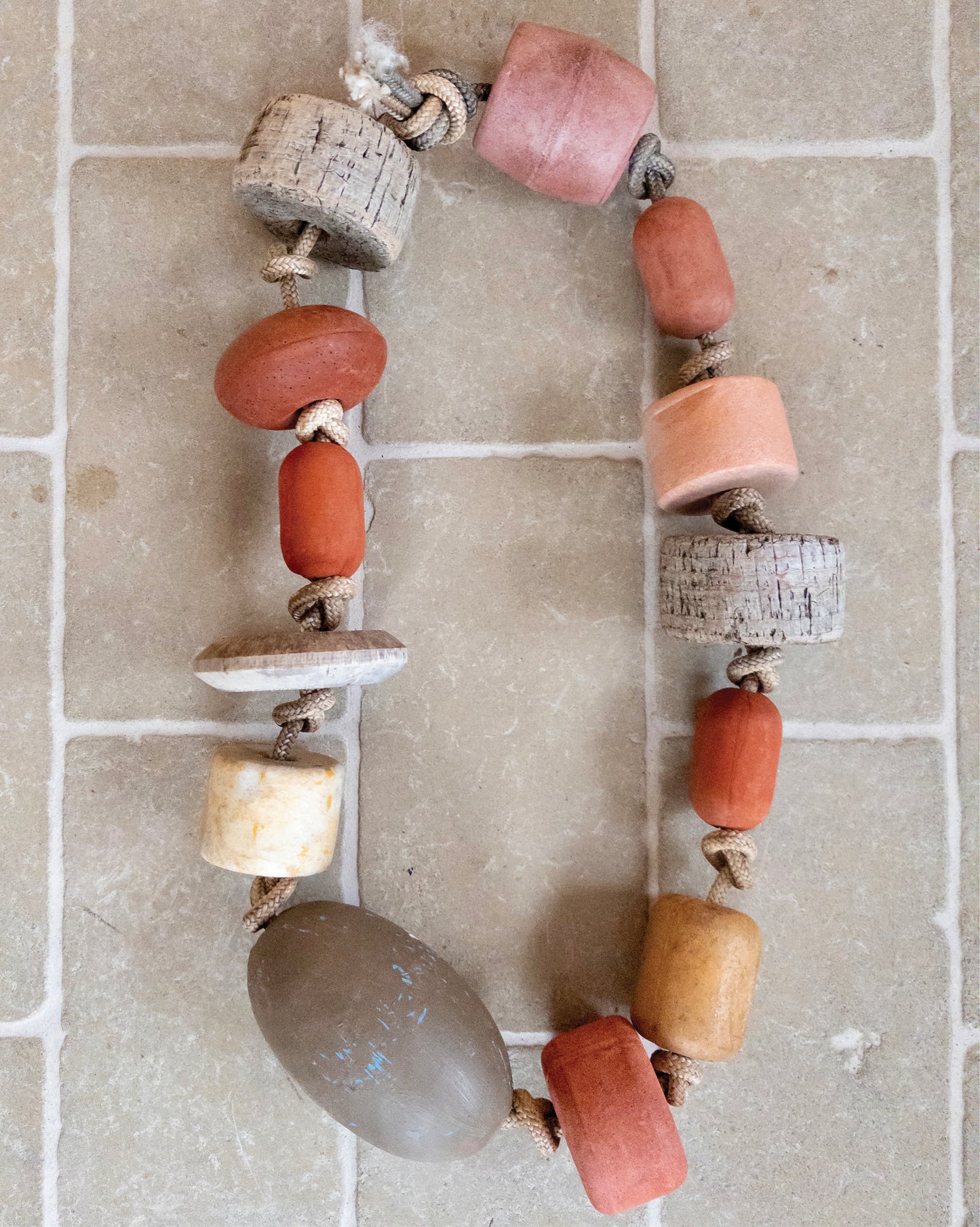 FISHERMAN NECKLACE FLOAT II