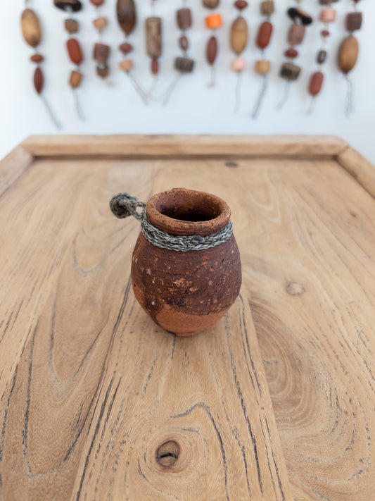 OCTOPUS POT TERRACOTTA