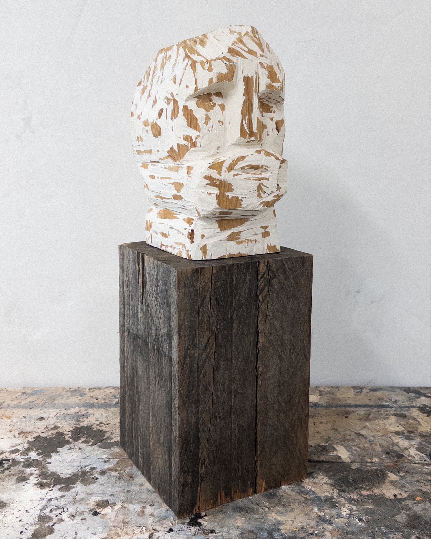 SCULPTURE "WHITE BEARD"