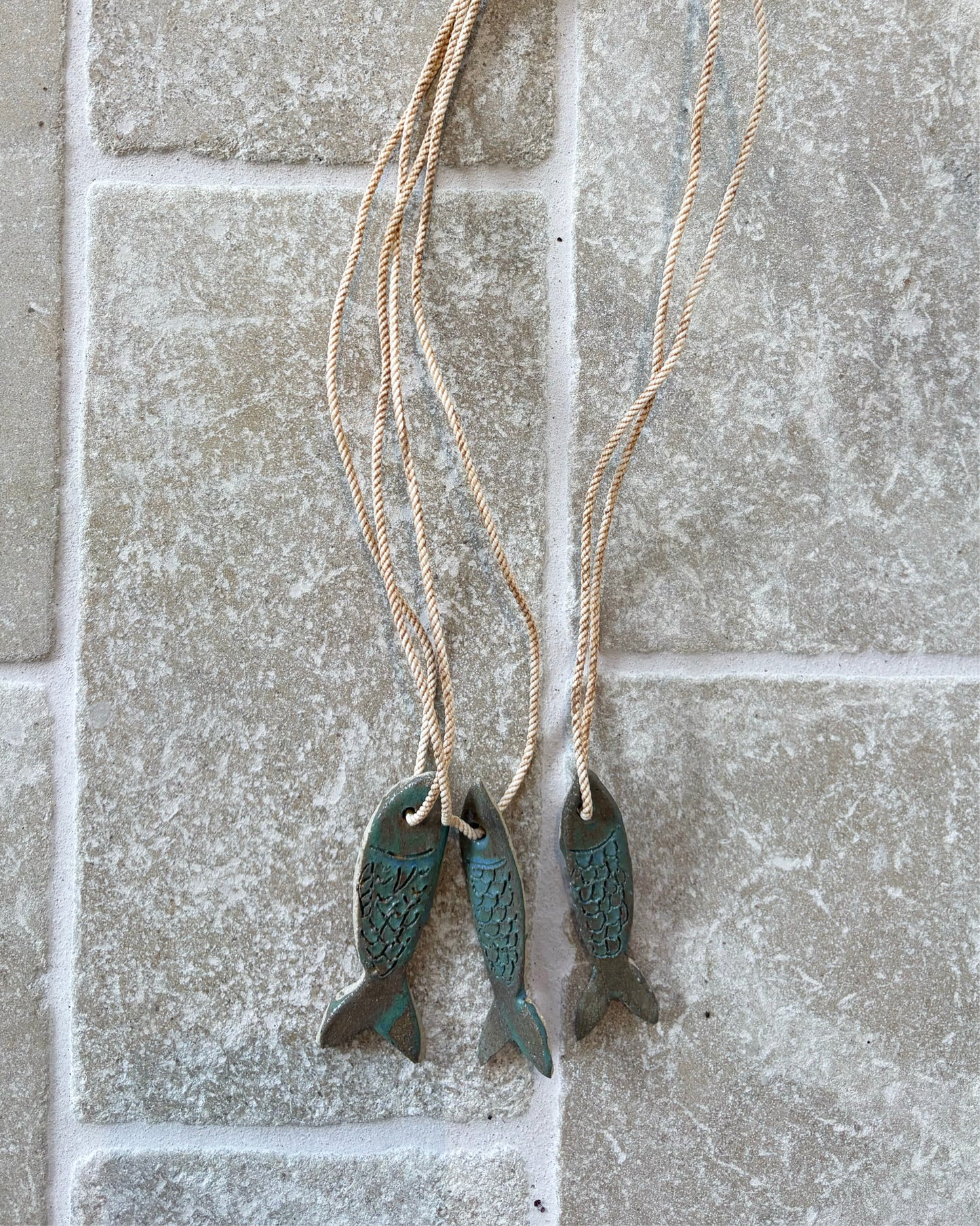FISH CHARM SEA BLUE