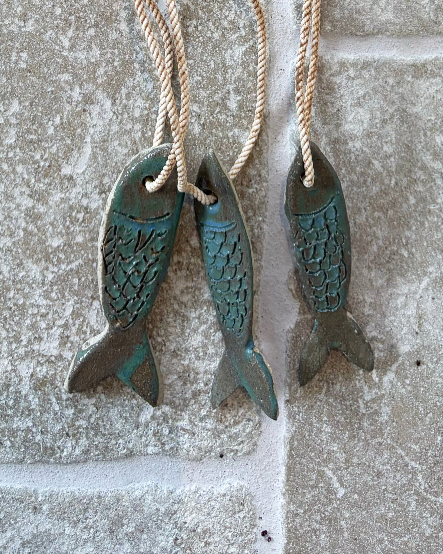 FISH CHARM SEA BLUE