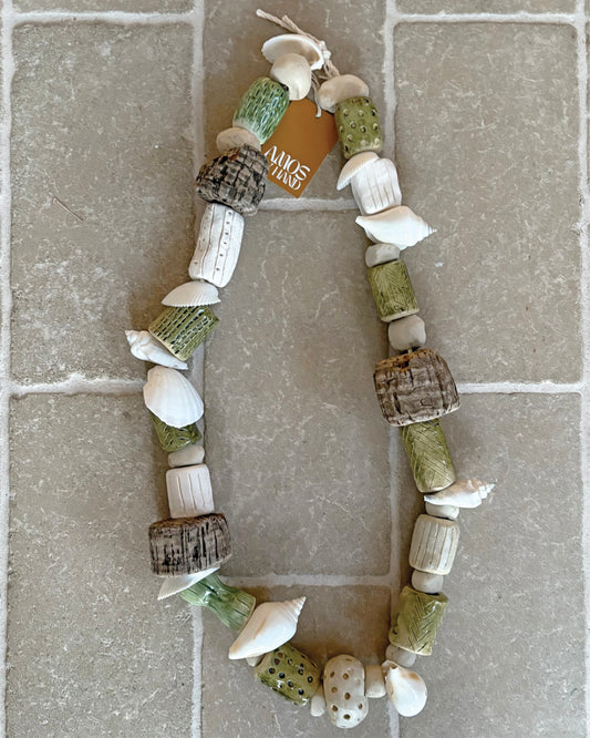 BEACHCOMBER NECKLACE GREEN