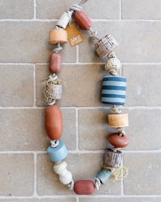 BEACHCOMBER NECKLACE BLUE STRIPE